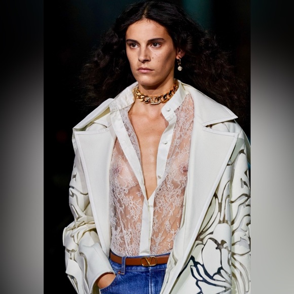 SOLD - VALENTINO Runway SS22 Floral Cutout Cashmere Coat NWT - Picture 5 of 12